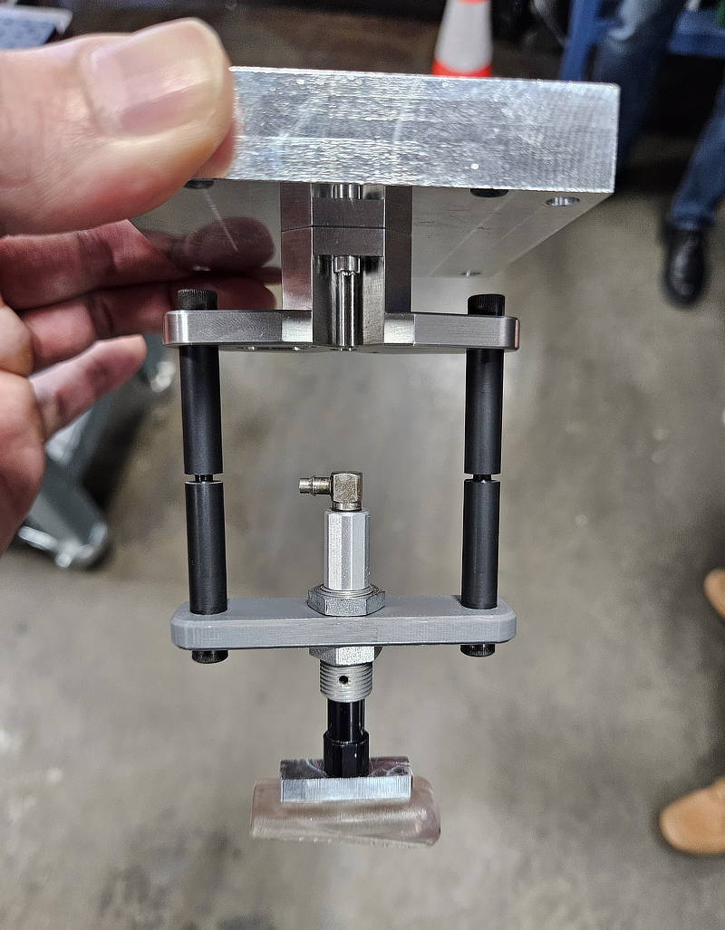 Edgewell Robot End-of-Arm-Tool prototype