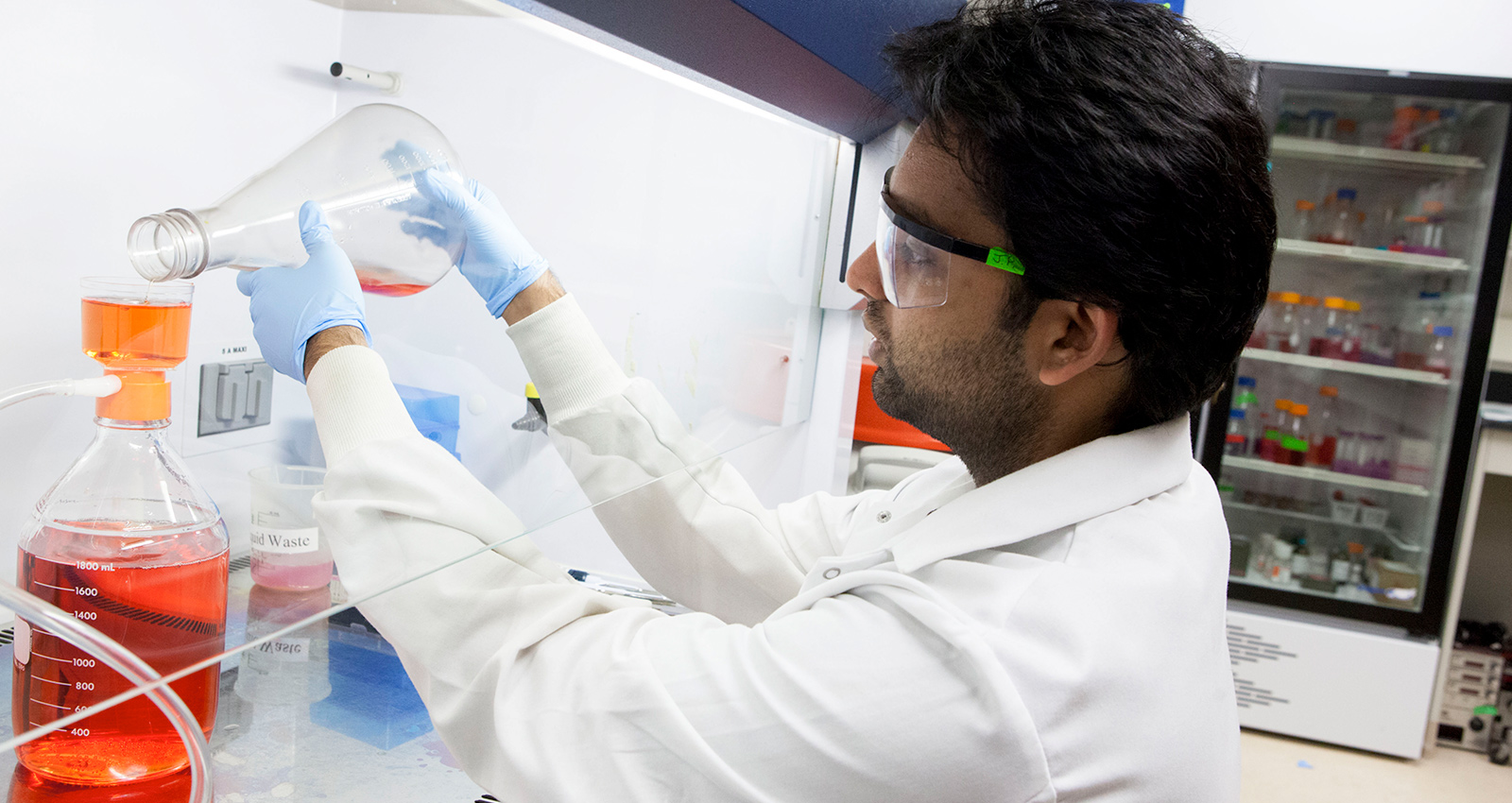 Chemistry student in lab