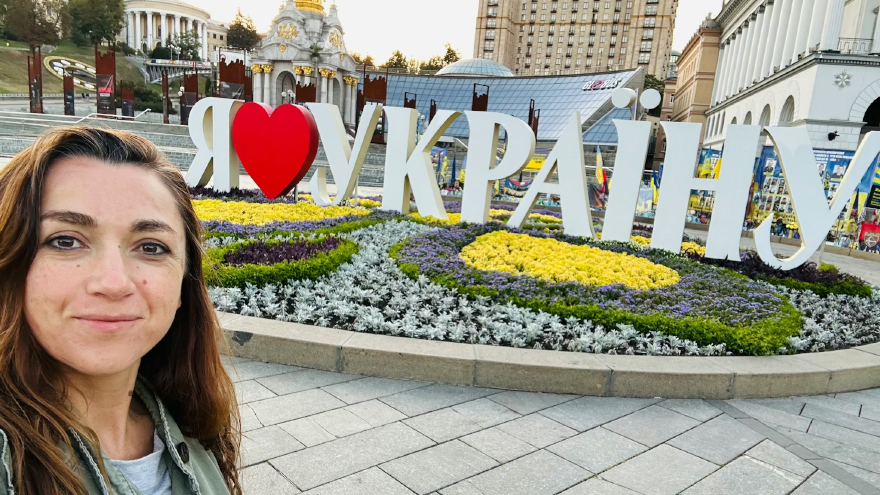 Dr. Olena Lennon on Maidan Nezalezhnosti