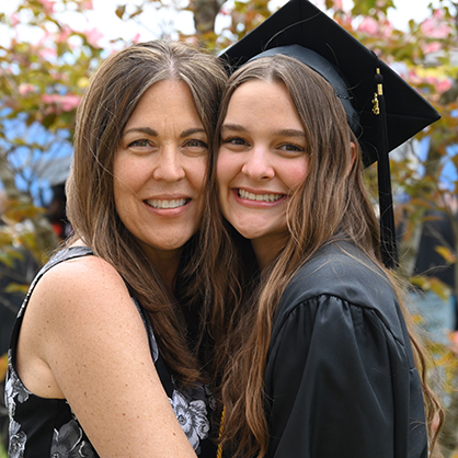 Lynne Hennessey Resnick ’94, ’96 M.S. and Paige Resnick ’24, a new health sciences grad.